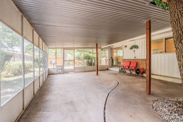 506 E Huitt Lane, Euless, TX 76040