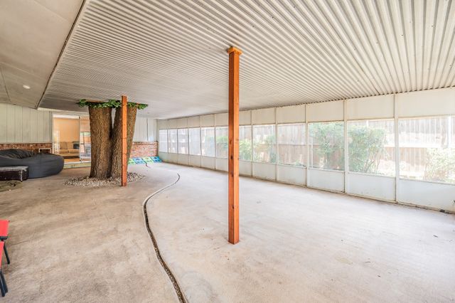 506 E Huitt Lane, Euless, TX 76040