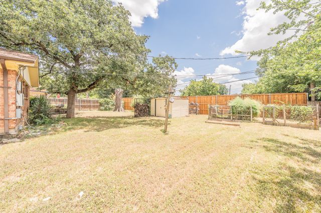 506 E Huitt Lane, Euless, TX 76040