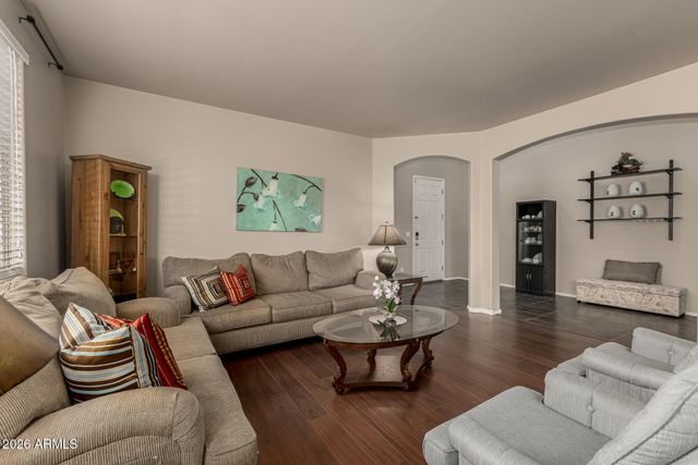 17153 W GAMBIT Trail, Surprise, AZ 85387