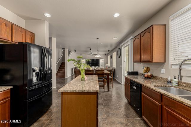 17153 W GAMBIT Trail, Surprise, AZ 85387