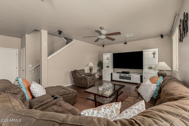 17153 W GAMBIT Trail, Surprise, AZ 85387