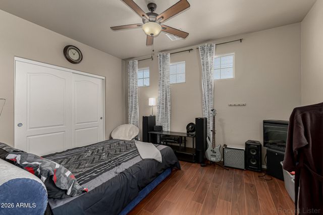 17153 W GAMBIT Trail, Surprise, AZ 85387