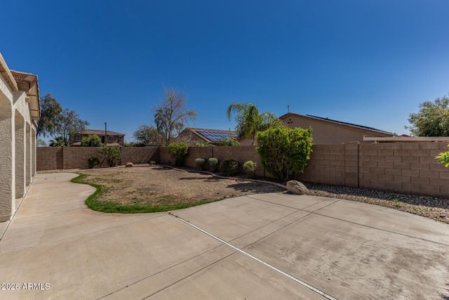 17153 W GAMBIT Trail, Surprise, AZ 85387
