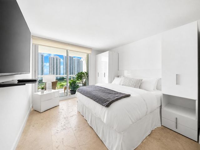 16500 Collins Avenue 1751, Sunny Isles Beach, FL 33160