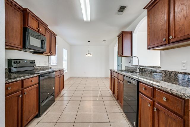 317 Meadow View Lane, Anna, TX 75409