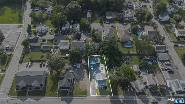 923 Ringwood Avenue 2, Wanaque, NJ 07420