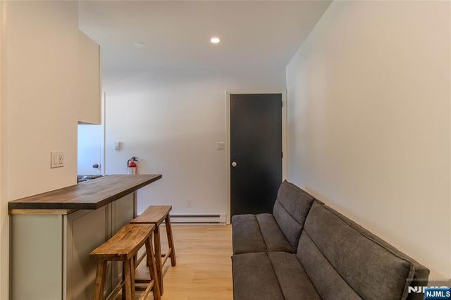 923 Ringwood Avenue 2, Wanaque, NJ 07420