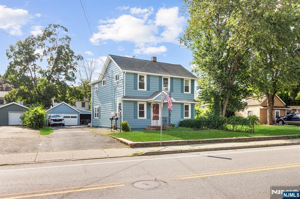 923 Ringwood Avenue 2, Wanaque, NJ 07420