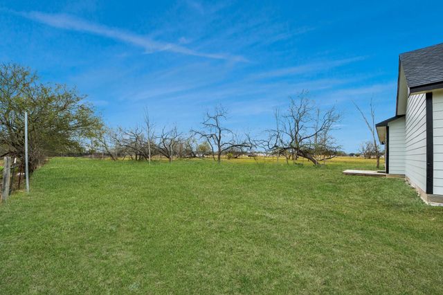 39934 Garrett Road R, Brookshire, TX 77423