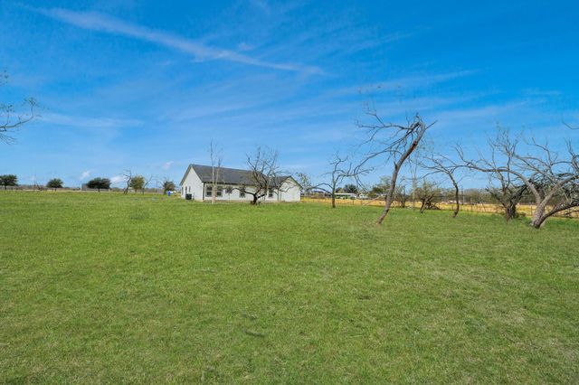 39934 Garrett Road R, Brookshire, TX 77423