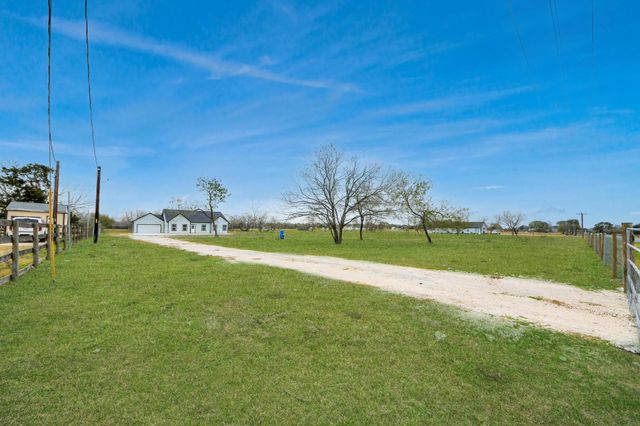 39934 Garrett Road R, Brookshire, TX 77423