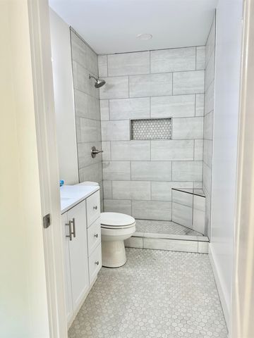 108 W Hughes St, Longview, TX 75602