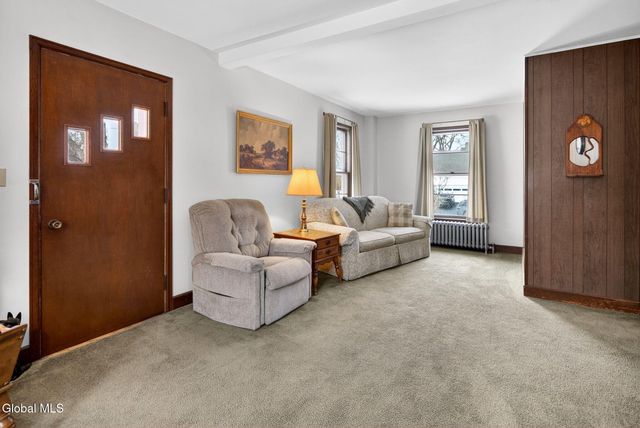 471 Russell Road, Bethlehem, NY 12203