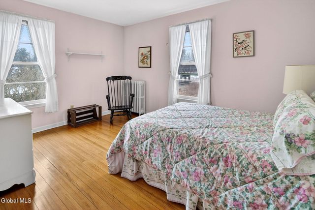 471 Russell Road, Bethlehem, NY 12203