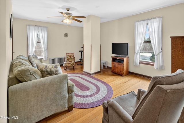 471 Russell Road, Bethlehem, NY 12203