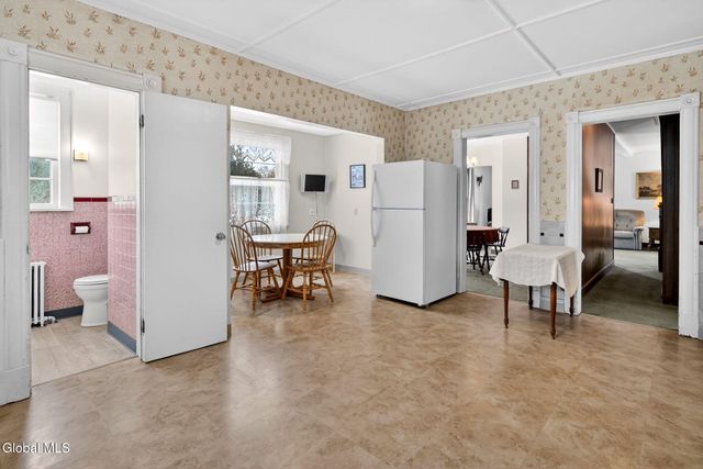 471 Russell Road, Bethlehem, NY 12203