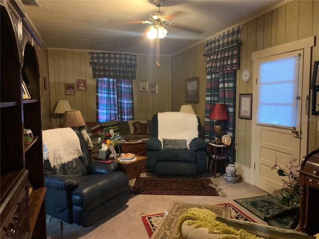 118 N SUNSET AVENUE, Mascotte, FL 34753