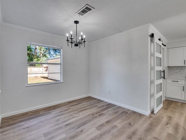 7610 Theisswood Rd, Spring, TX 77379