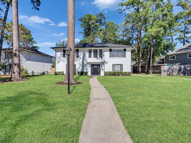 7610 Theisswood Rd, Spring, TX 77379