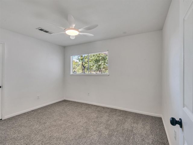 7610 Theisswood Rd, Spring, TX 77379