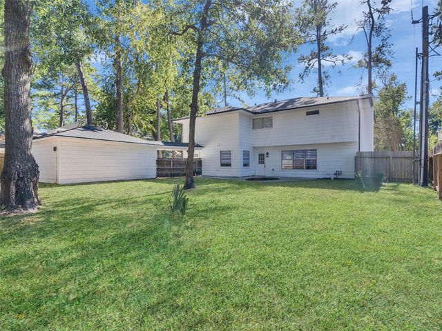 7610 Theisswood Rd, Spring, TX 77379