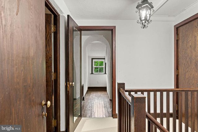 100 CHERRY LN, Wynnewood, PA 19096