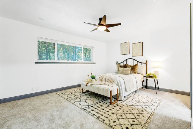 612 Circleview Drive S, Hurst, TX 76054