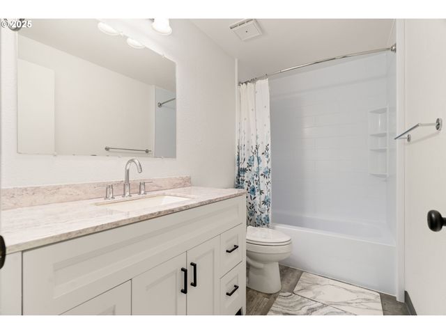 2701 Ne HALE Ave, Gresham, OR 97030