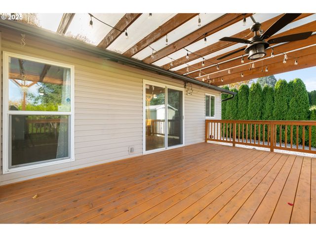 2701 Ne HALE Ave, Gresham, OR 97030