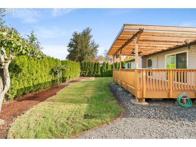 2701 Ne HALE Ave, Gresham, OR 97030