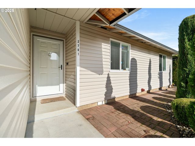 2701 Ne HALE Ave, Gresham, OR 97030