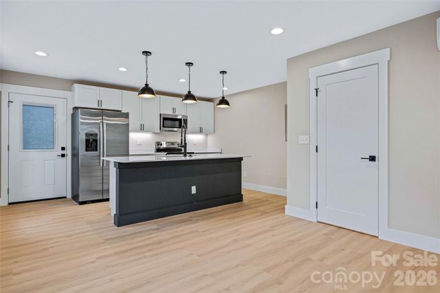 112 Baldwin Road, Arden, NC 28704