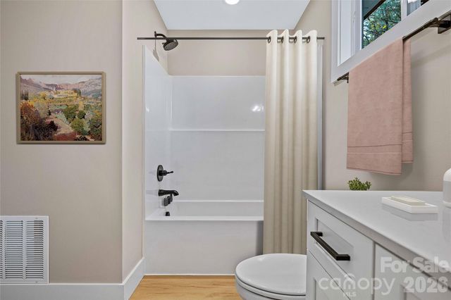 112 Baldwin Road, Arden, NC 28704