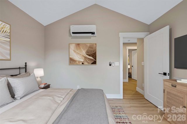 112 Baldwin Road, Arden, NC 28704