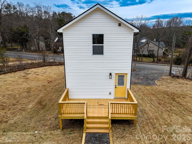 112 Baldwin Road, Arden, NC 28704