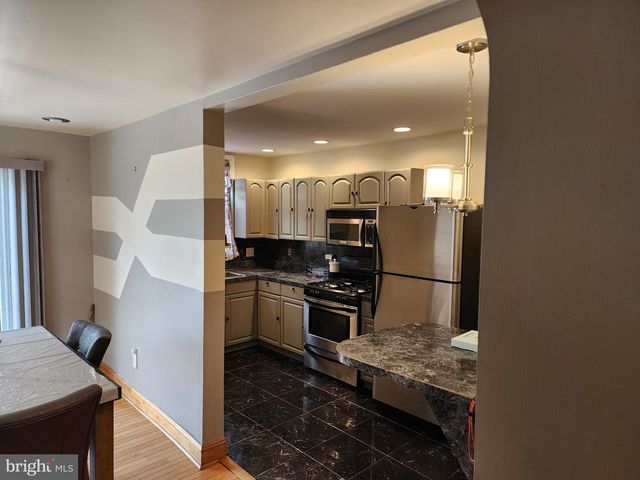 1024 CALLAHAN AVE, Lansdowne, PA 19050