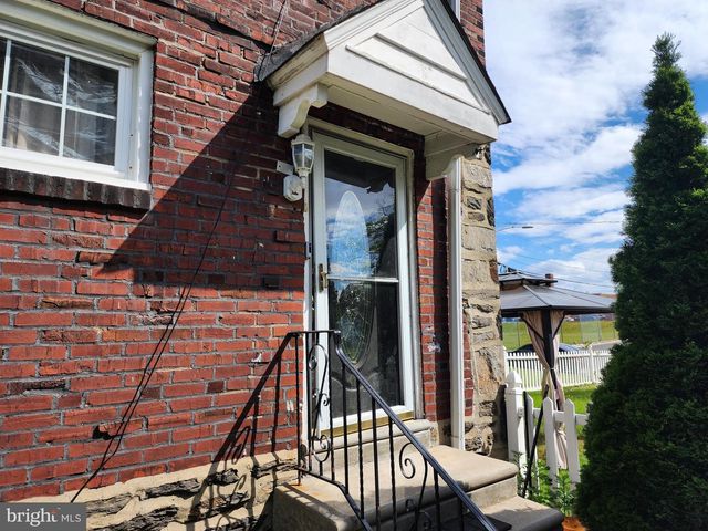 1024 CALLAHAN AVE, Lansdowne, PA 19050