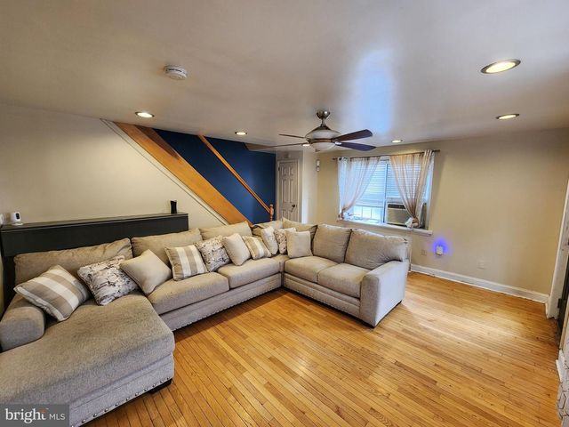 1024 CALLAHAN AVE, Lansdowne, PA 19050