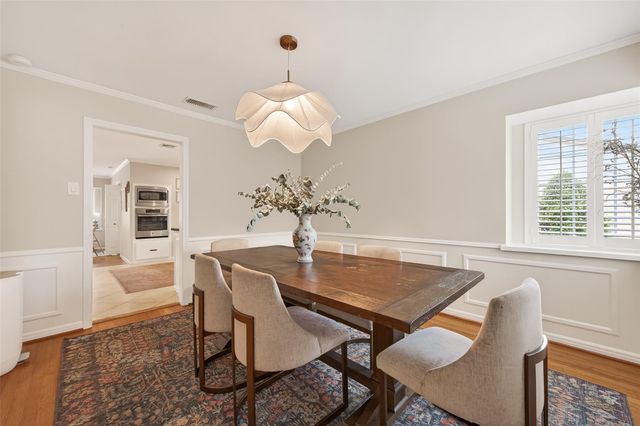 10122 Pine Forest Road, Houston, TX 77042