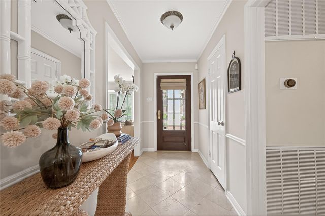 10122 Pine Forest Road, Houston, TX 77042