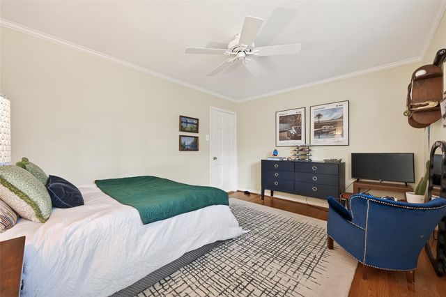 10122 Pine Forest Road, Houston, TX 77042