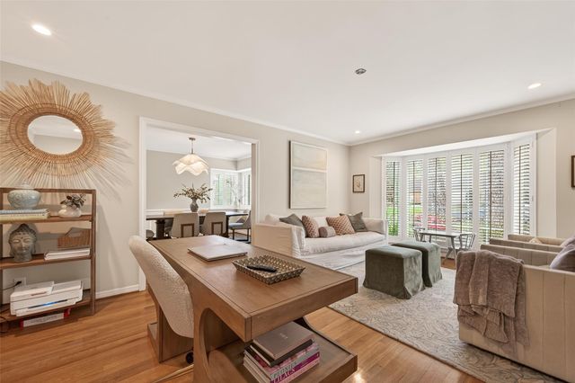 10122 Pine Forest Road, Houston, TX 77042