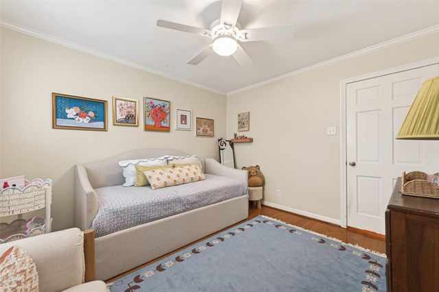 10122 Pine Forest Road, Houston, TX 77042