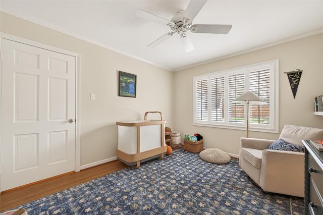 10122 Pine Forest Road, Houston, TX 77042