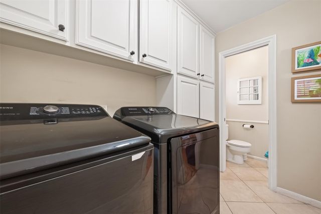 10122 Pine Forest Road, Houston, TX 77042