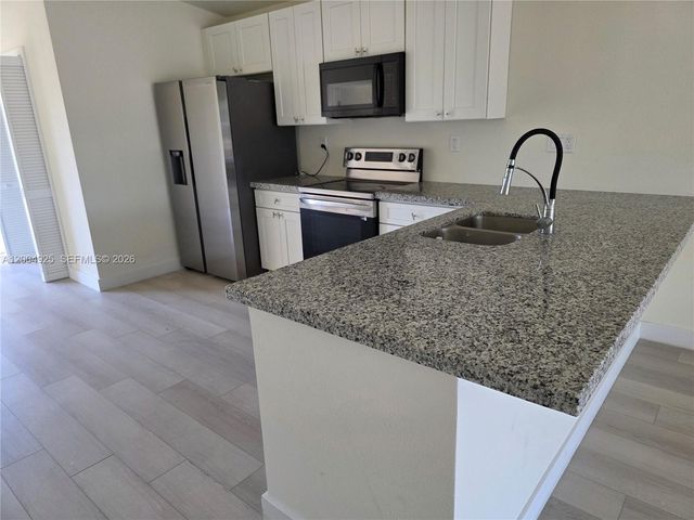 2913 SW 34th St., Lehigh Acres, FL 33976