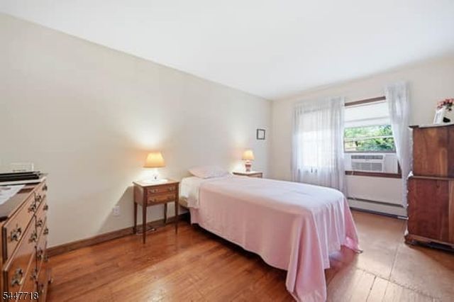 309 Erie Ave, Midland Park Boro, NJ 07432