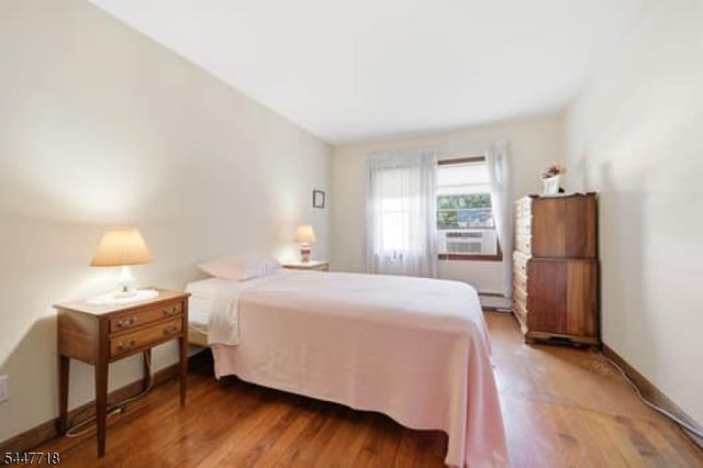 309 Erie Ave, Midland Park Boro, NJ 07432