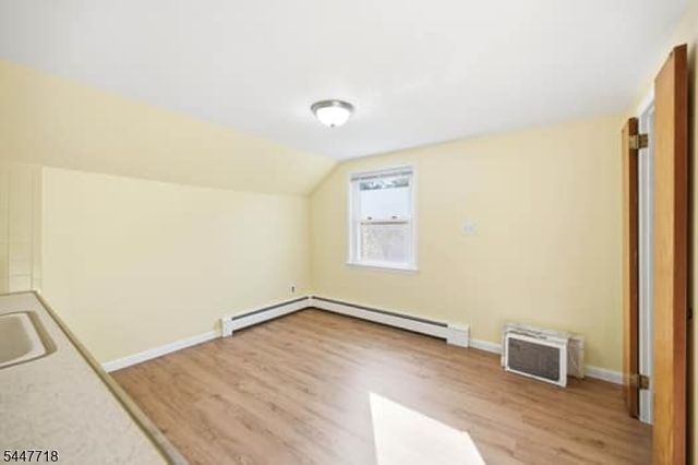 309 Erie Ave, Midland Park Boro, NJ 07432